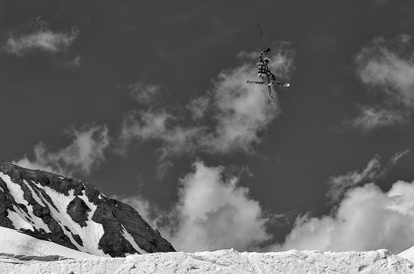 Photograph Guillaume Le Guillou Alchimy on One Eyeland